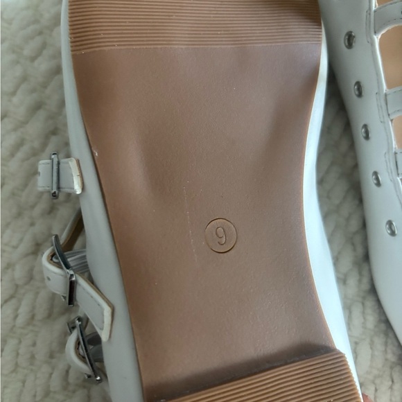 IDIFU Triple Strap White Mary Jane Flats - Picture 8 of 11